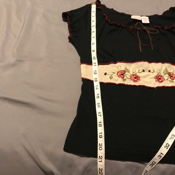 Xhilaration Short Sleeve Black and White Embroidered Top-M - Picture 12 of 16